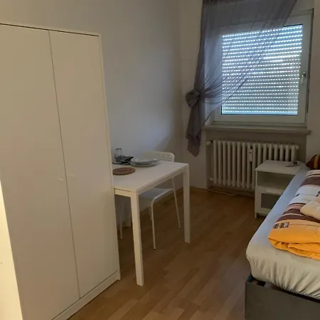 Apartamento Zv-scholtz Monteurswohnungen Burgkirchen an der Alz