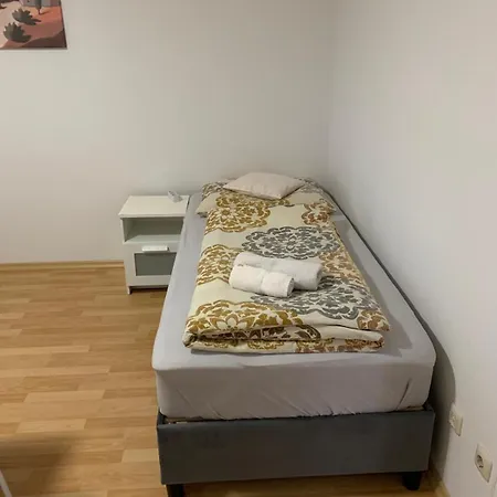 Zv-scholtz Monteurswohnungen Apartamento Burgkirchen an der Alz