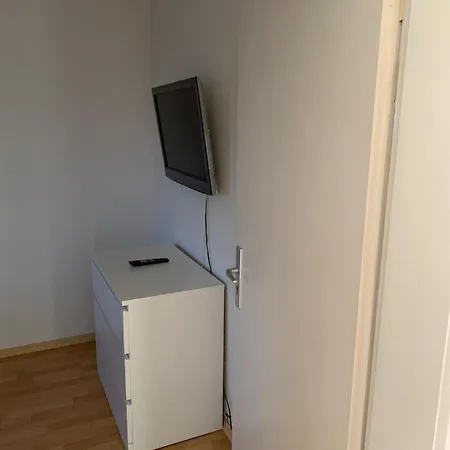 Apartamento Zv-scholtz Monteurswohnungen Burgkirchen an der Alz