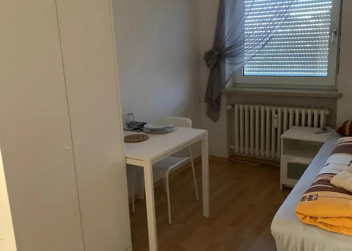 Apartamento Zv-scholtz Monteurswohnungen Burgkirchen an der Alz